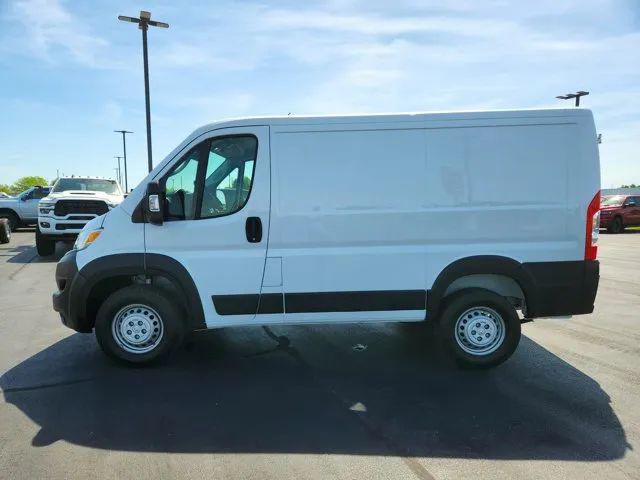 2024 Ram ProMaster Cargo Van Low Roof 118" WB w/Pass Seat