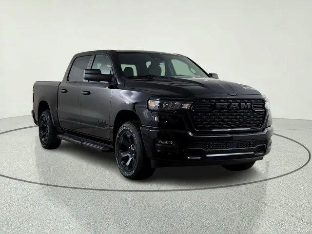 2026 Ram 1500 Express Crew Cab 4x4 5'7" Box