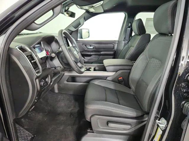 2026 Ram 1500 Express Crew Cab 4x4 5'7" Box