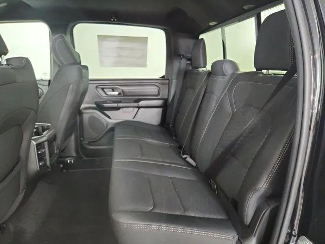 2026 Ram 1500 Express Crew Cab 4x4 5'7" Box