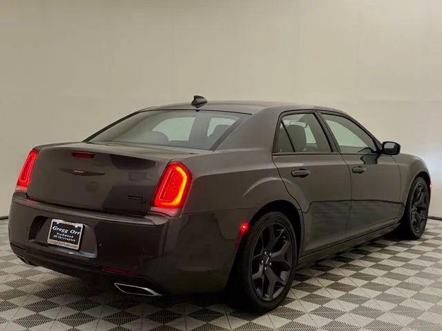 2023 Chrysler 300 300S