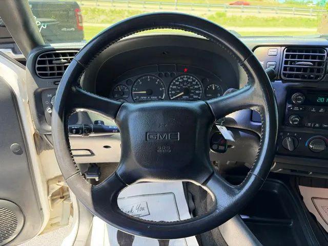 2003 GMC Sonoma SLS