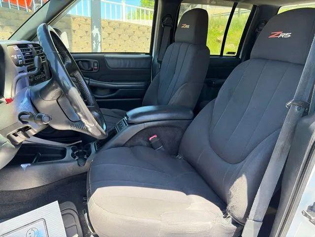 2003 GMC Sonoma SLS