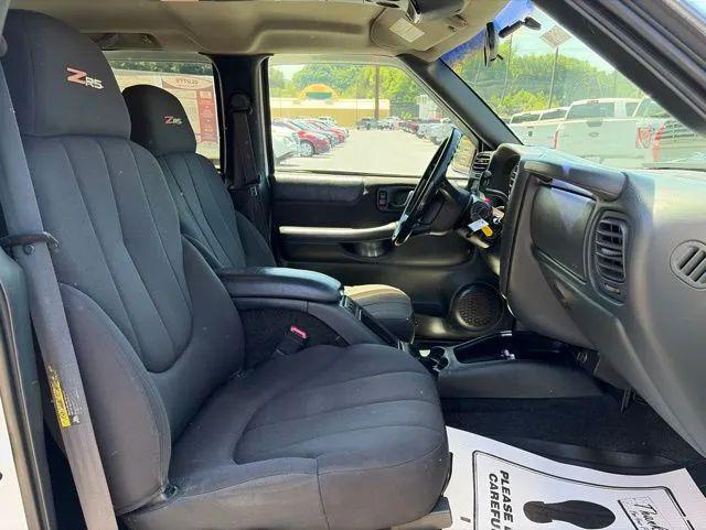 2003 GMC Sonoma SLS