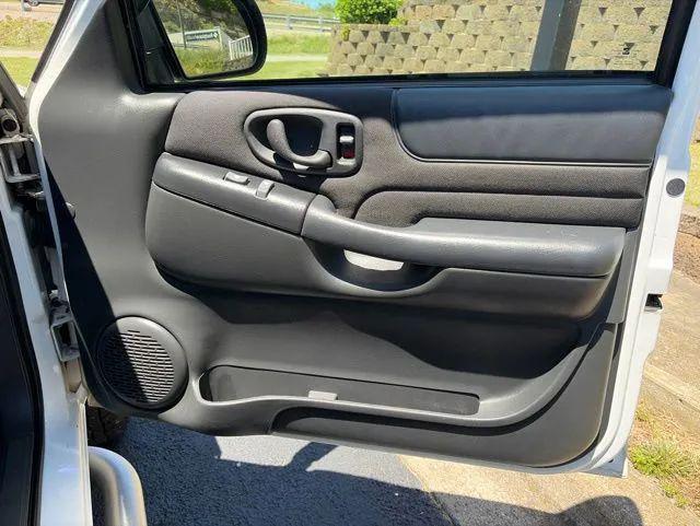 2003 GMC Sonoma SLS