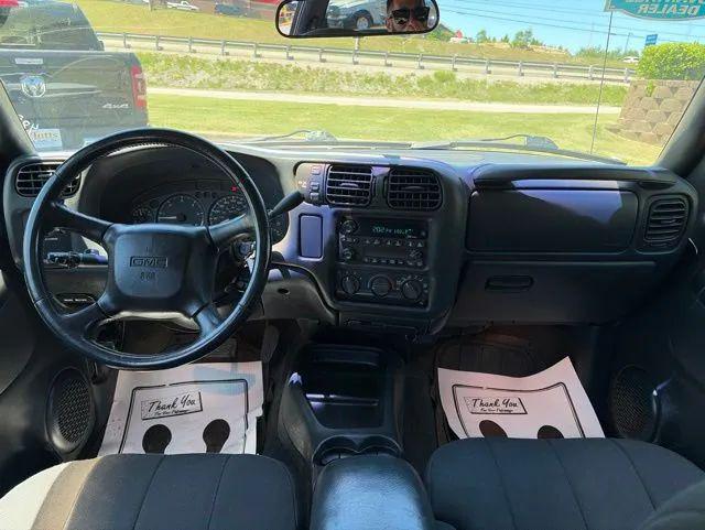 2003 GMC Sonoma SLS