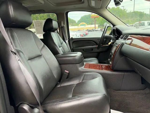 2013 Chevrolet Avalanche LTZ