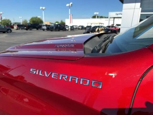 2026 Chevrolet Silverado 1500 4WD Crew Cab Short Bed RST