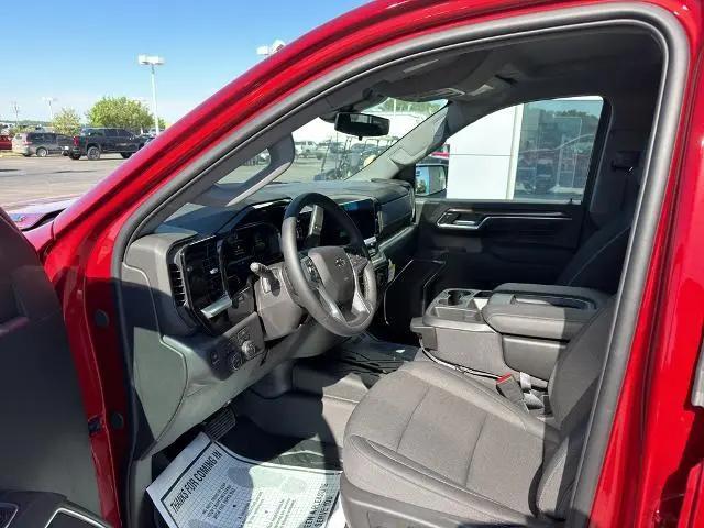 2026 Chevrolet Silverado 1500 4WD Crew Cab Short Bed RST