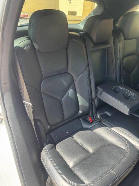 2016 Porsche Cayenne Base