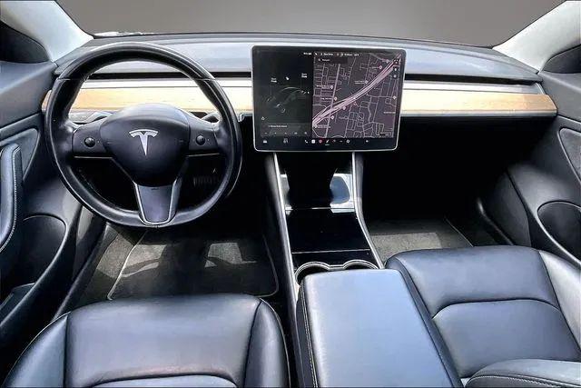 2019 Tesla Model 3 Mid Range