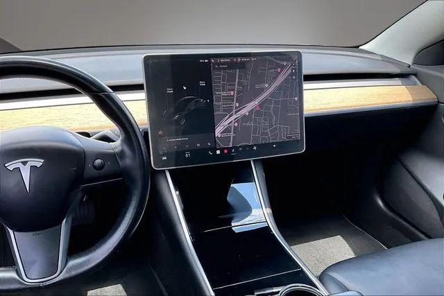 2019 Tesla Model 3 Mid Range