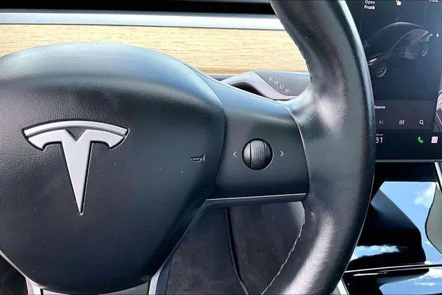 2019 Tesla Model 3 Mid Range