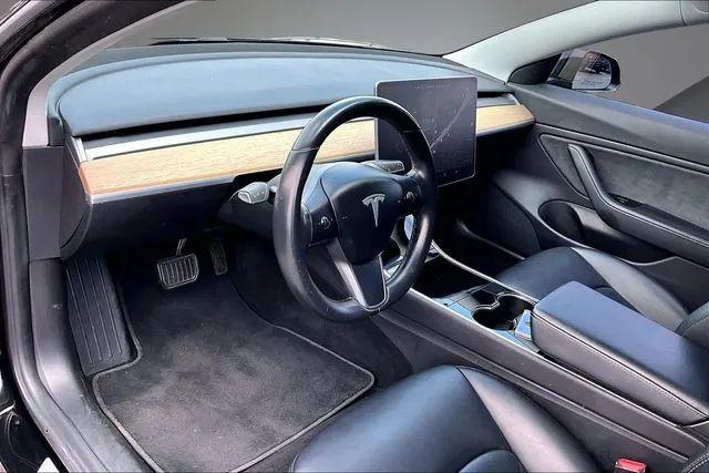 2019 Tesla Model 3 Mid Range