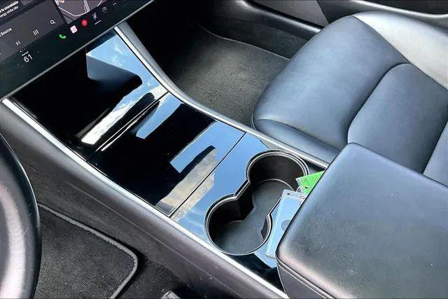 2019 Tesla Model 3 Mid Range