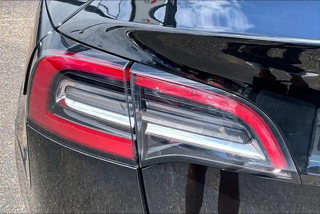 2019 Tesla Model 3 Mid Range