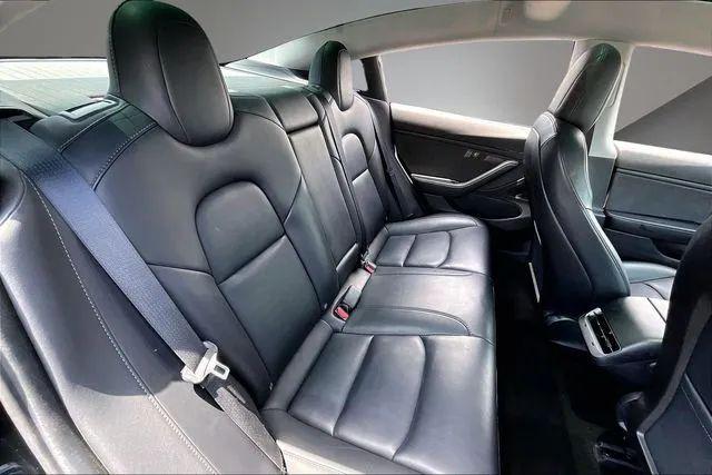 2019 Tesla Model 3 Mid Range