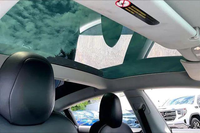 2019 Tesla Model 3 Mid Range