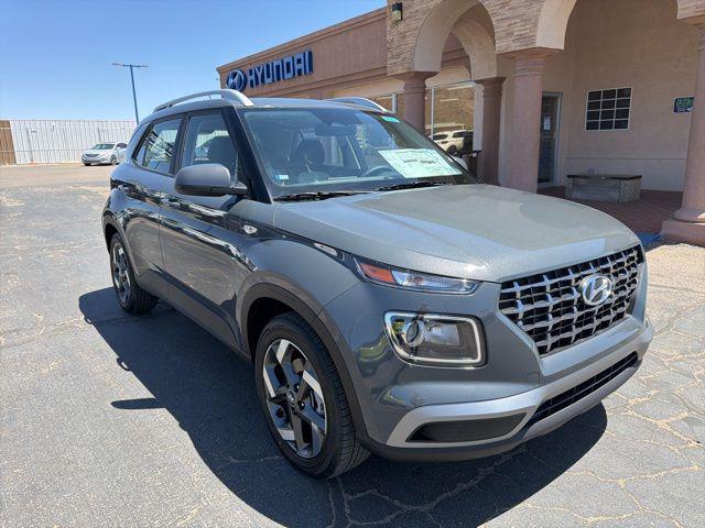 2026 Hyundai Venue SEL w/ 2-Tone Roof IVT's photo