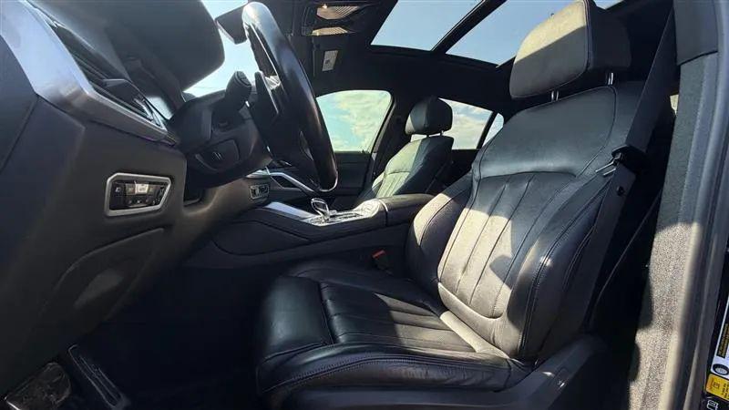 2021 BMW X6 M50i