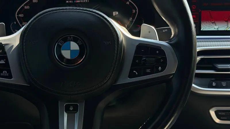 2021 BMW X6 M50i