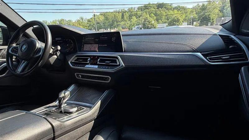 2021 BMW X6 M50i