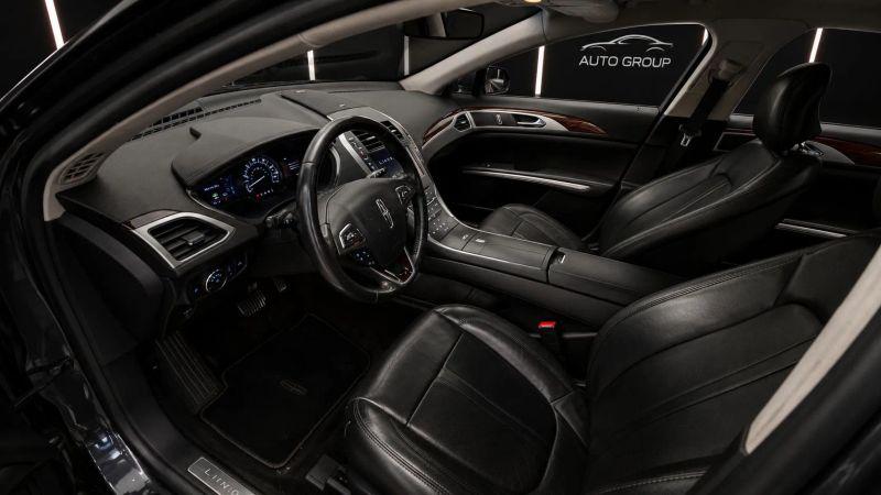 2014 Lincoln MKZ Hybrid Base