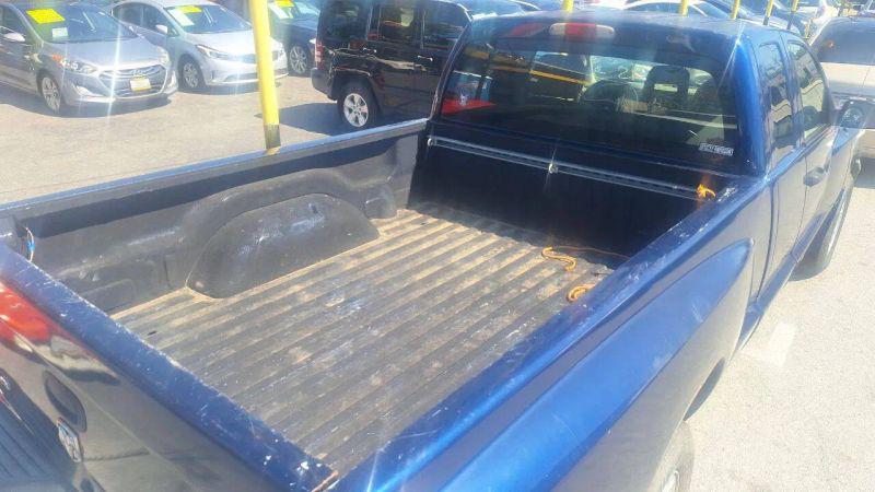 2005 Dodge Dakota SLT