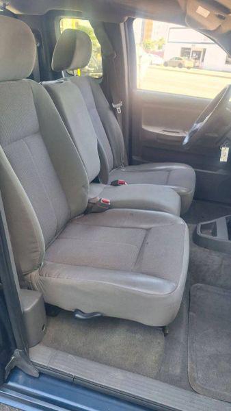 2005 Dodge Dakota SLT
