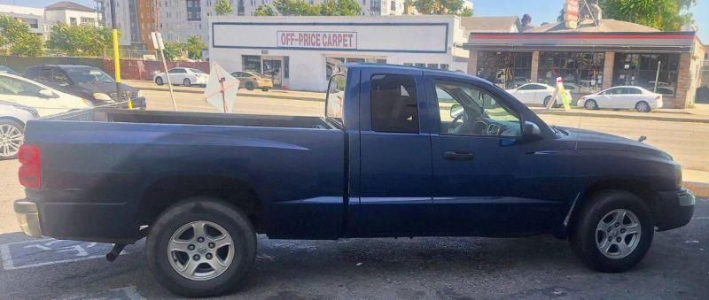 2005 Dodge Dakota SLT