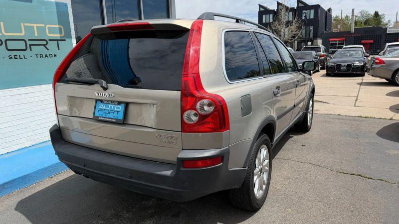 2004 Volvo XC90 T6
