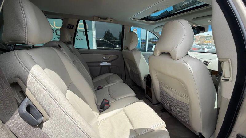 2004 Volvo XC90 T6