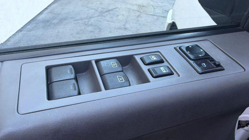 2006 Nissan Titan SE