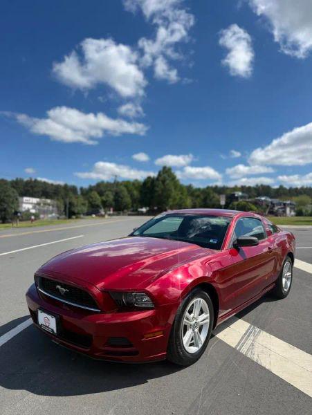 2014 Ford Mustang V6
