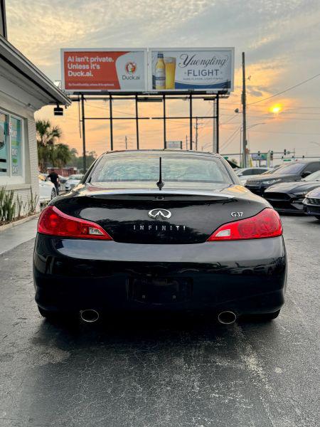 2012 INFINITI G37 G37