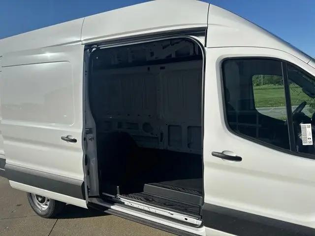 2026 Ford Transit Cargo Van T-350