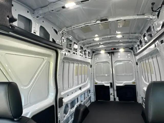 2026 Ford Transit Cargo Van T-350