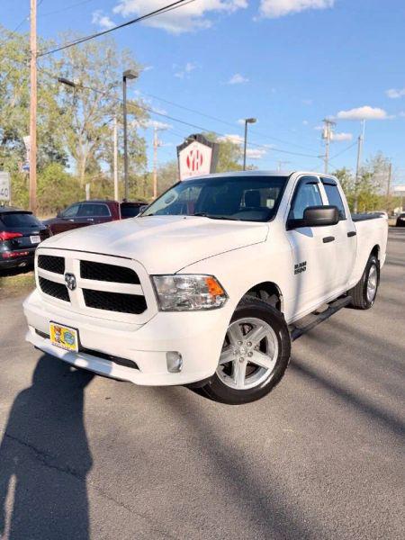 2018 Ram 1500 Express Quad Cab 4x4 6'4" Box