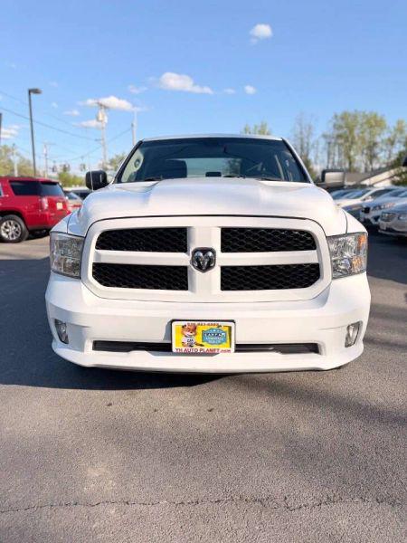 2018 Ram 1500 Express Quad Cab 4x4 6'4" Box