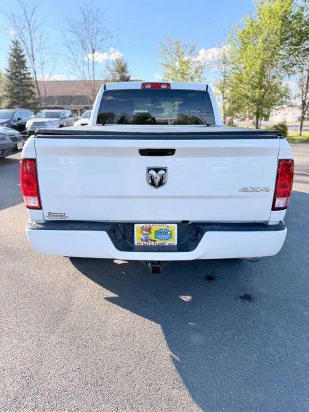2018 Ram 1500 Express Quad Cab 4x4 6'4" Box