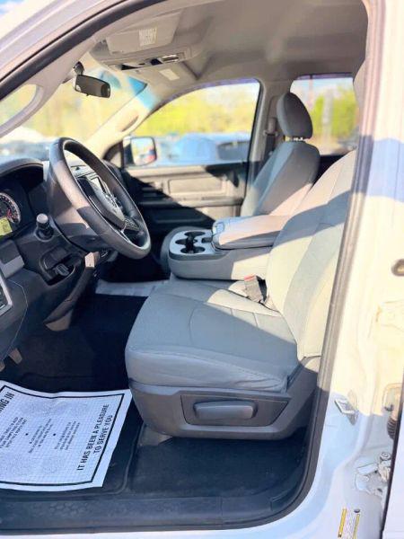2018 Ram 1500 Express Quad Cab 4x4 6'4" Box