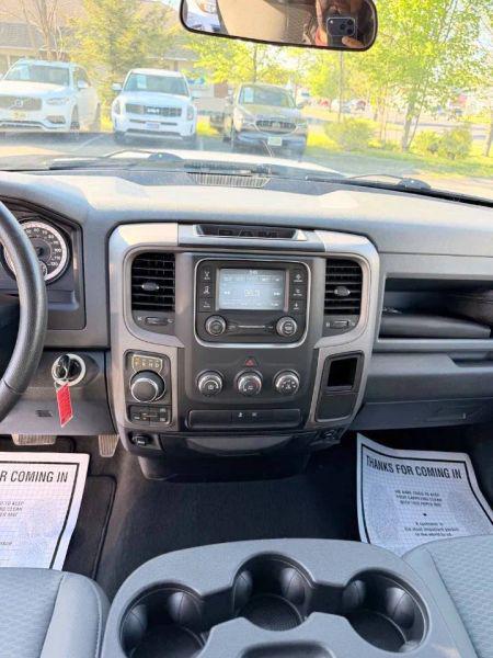 2018 Ram 1500 Express Quad Cab 4x4 6'4" Box