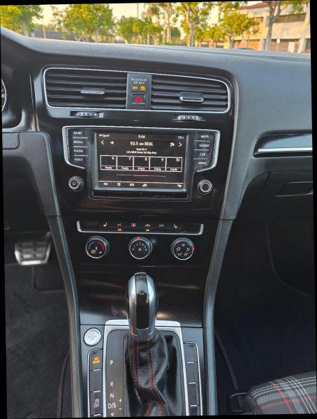 2017 Volkswagen Golf GTI Sport 4-Door