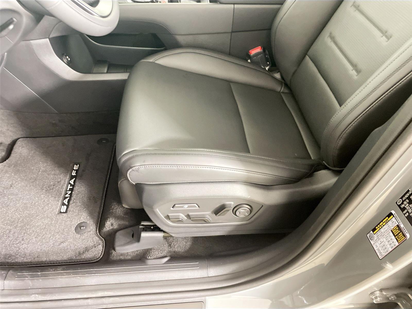 2026 Hyundai Santa Fe Calligraphy - Photo 23
