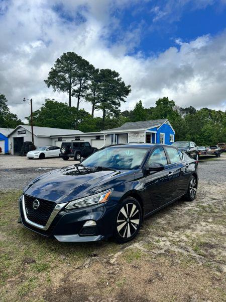 2021 Nissan Altima SV FWD