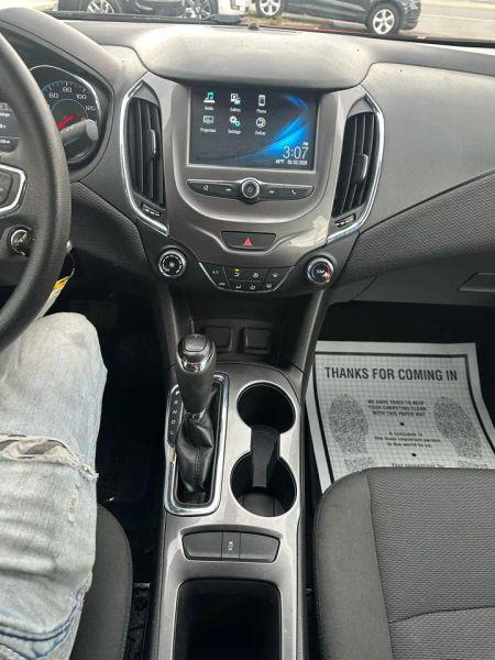 2018 Chevrolet Cruze LT Auto