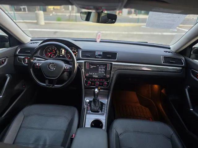 2018 Volkswagen Passat 2.0T SE