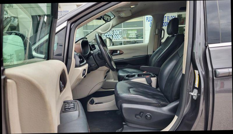 2018 Chrysler Pacifica Touring L