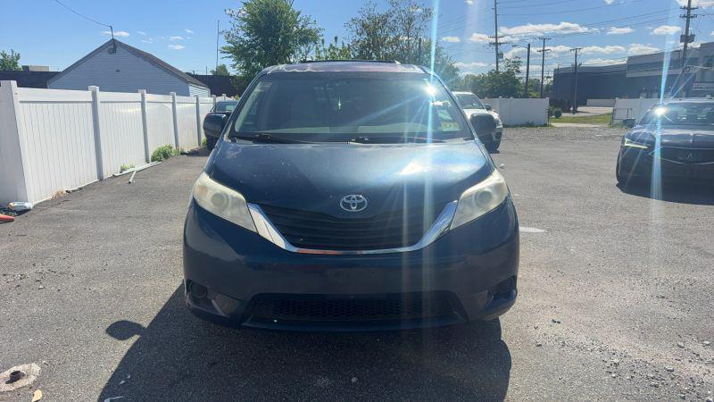 2011 Toyota Sienna LE V6 for sale in Hasbrouck Heights, NJ