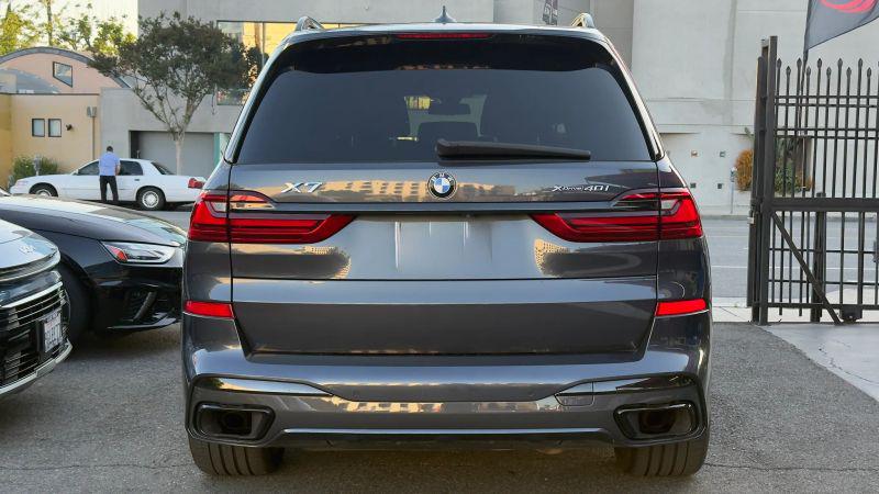 2021 BMW X7 xDrive40i